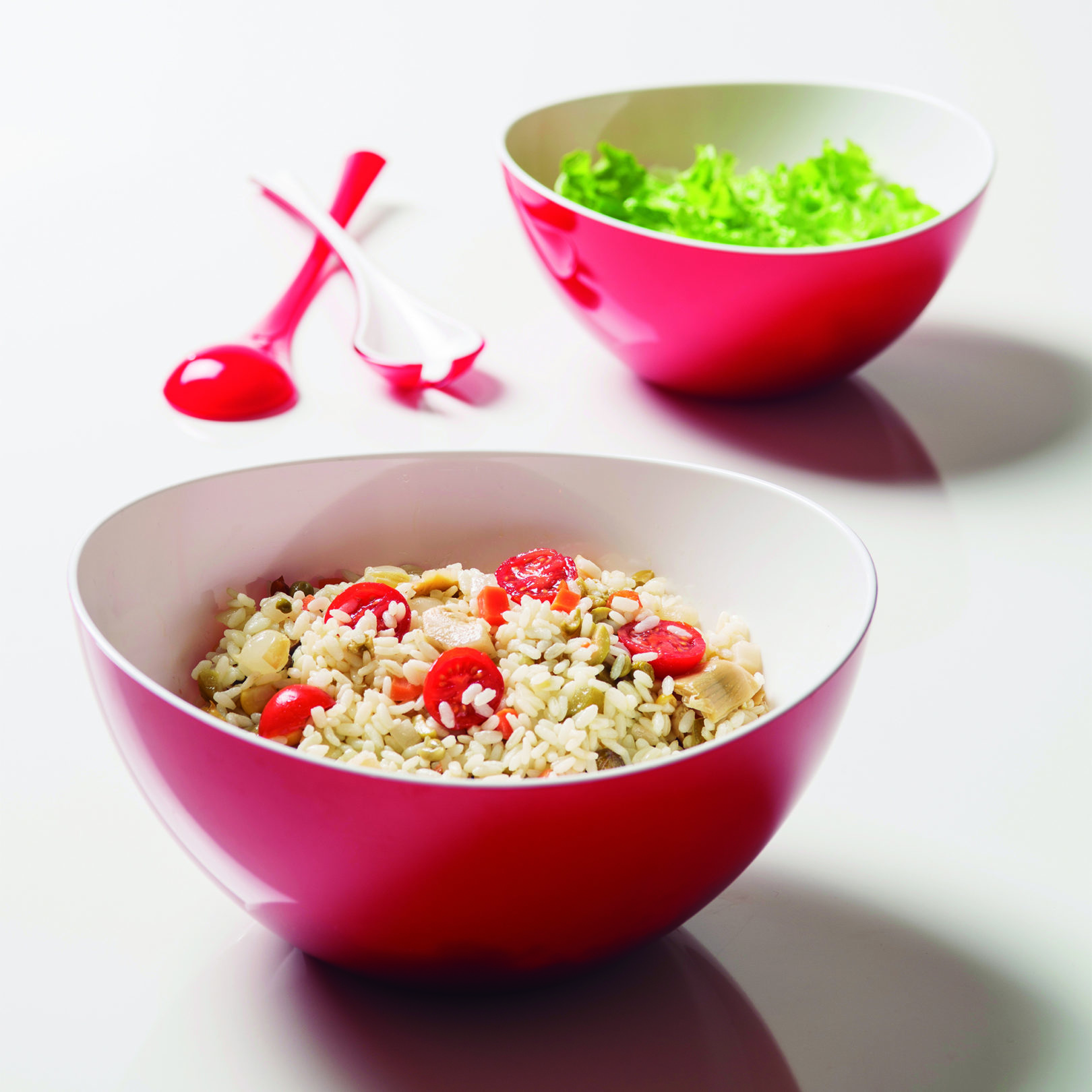 coco bowls with coco serving pieces