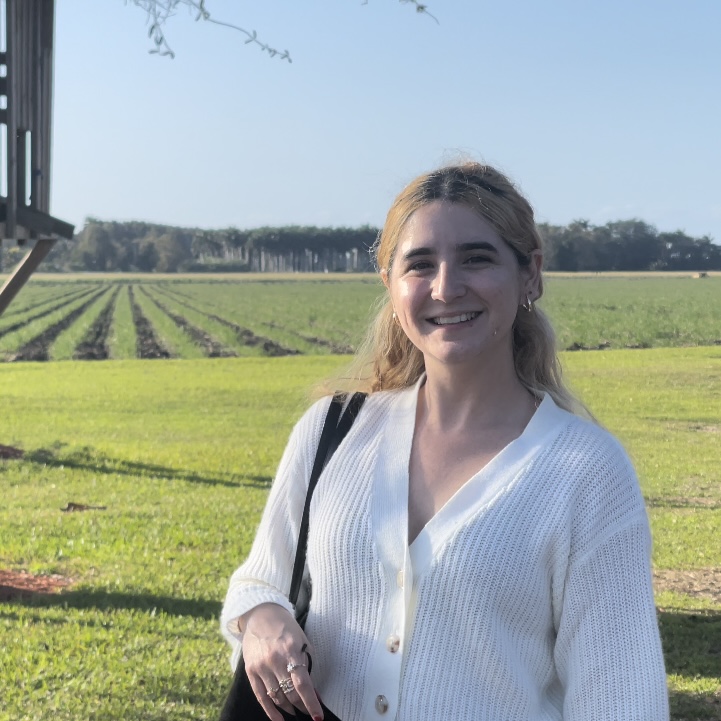 Maria Rojas, Crescent Garden